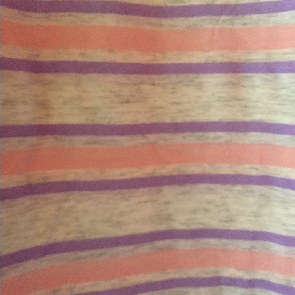 Lula Roe “Randy” tee Size Small - Picture 3 of 8